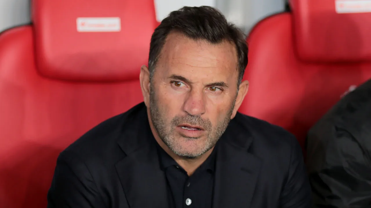 Okan Buruk’tan Anfield sonrası sert özeleştiri: “Bu Galatasaray değildi”