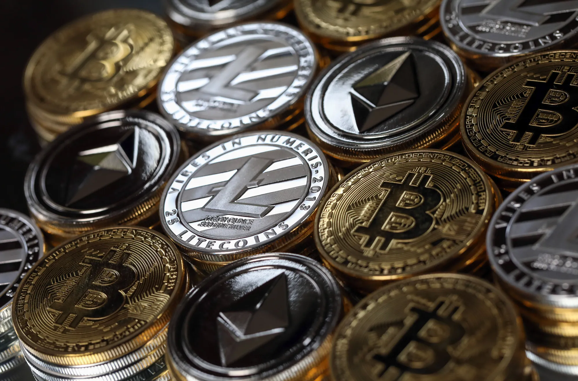 Bitcoin kayıplarının ardından toparlanmaya çalışıyor